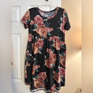 JODIFL Rose and Charcoal Floral Top